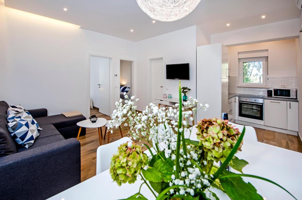 Apartmani Brajkovic Ровинь Экстерьер фото