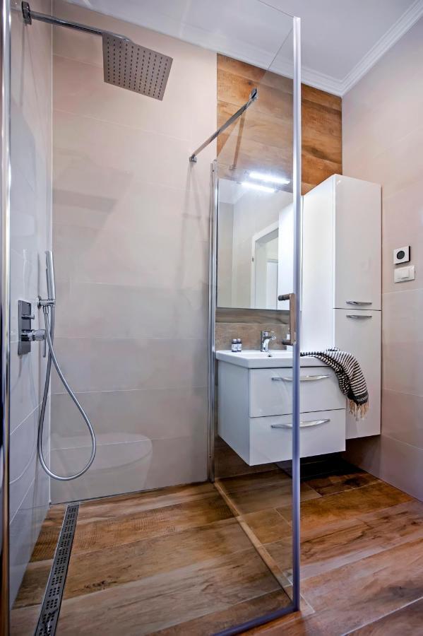 Apartmani Brajkovic Ровинь Экстерьер фото