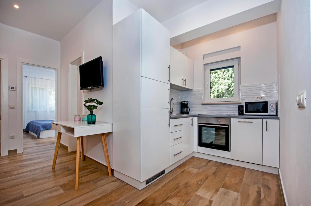 Apartmani Brajkovic Ровинь Экстерьер фото