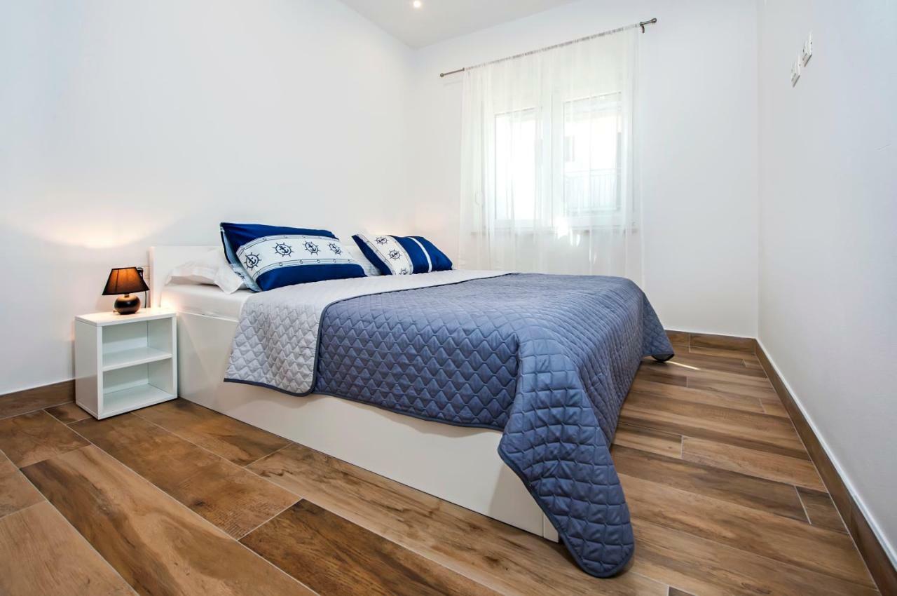 Apartmani Brajkovic Ровинь Экстерьер фото