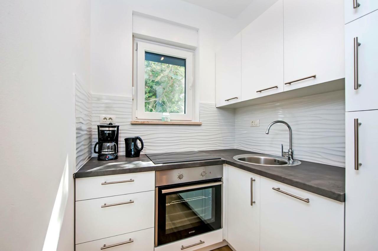 Apartmani Brajkovic Ровинь Экстерьер фото